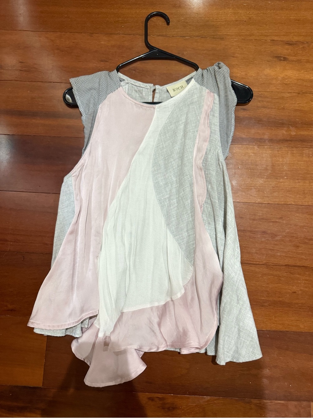 KOCH Sleeveless Layered Blouse in Pink, Cream & Gray